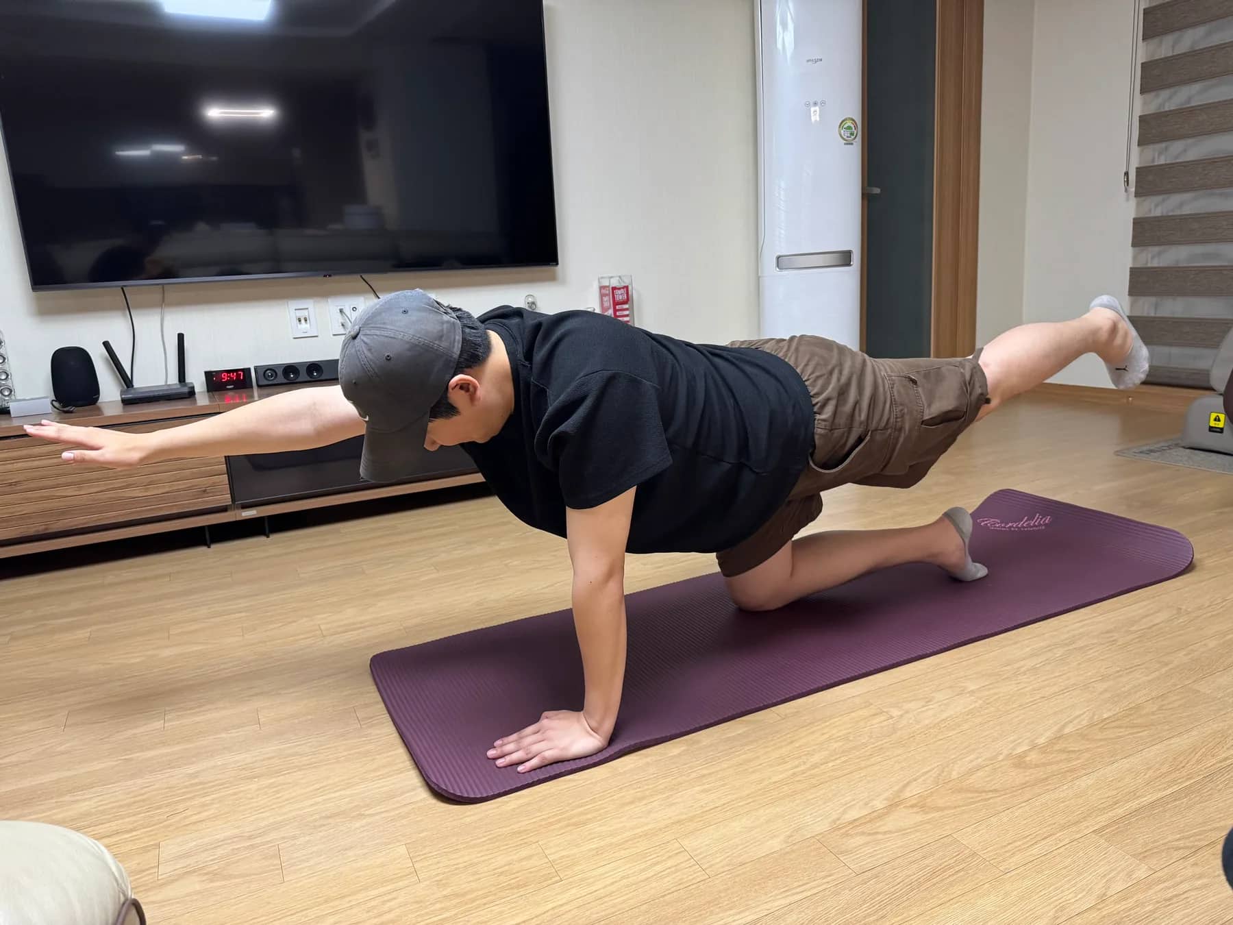 모티오나 재활운동센터 사진 - 버드독 운동