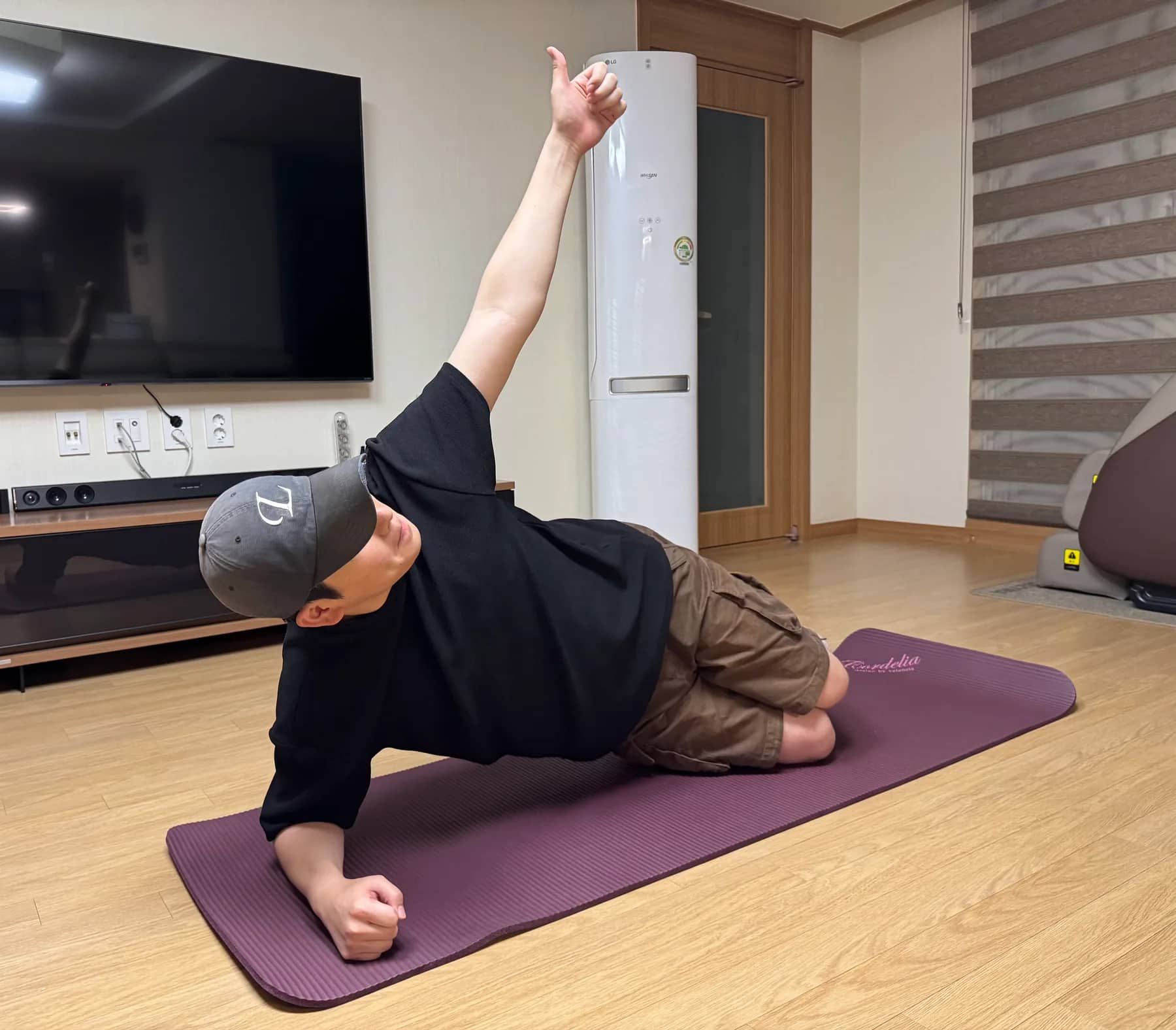모티오나 재활운동센터 사진 - 무릎 지지 사이드 플랭크 변형